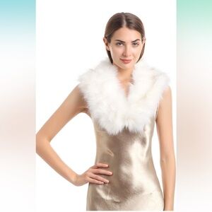 NWOT (Unopened) - Elegant White Faux Fur Collar
